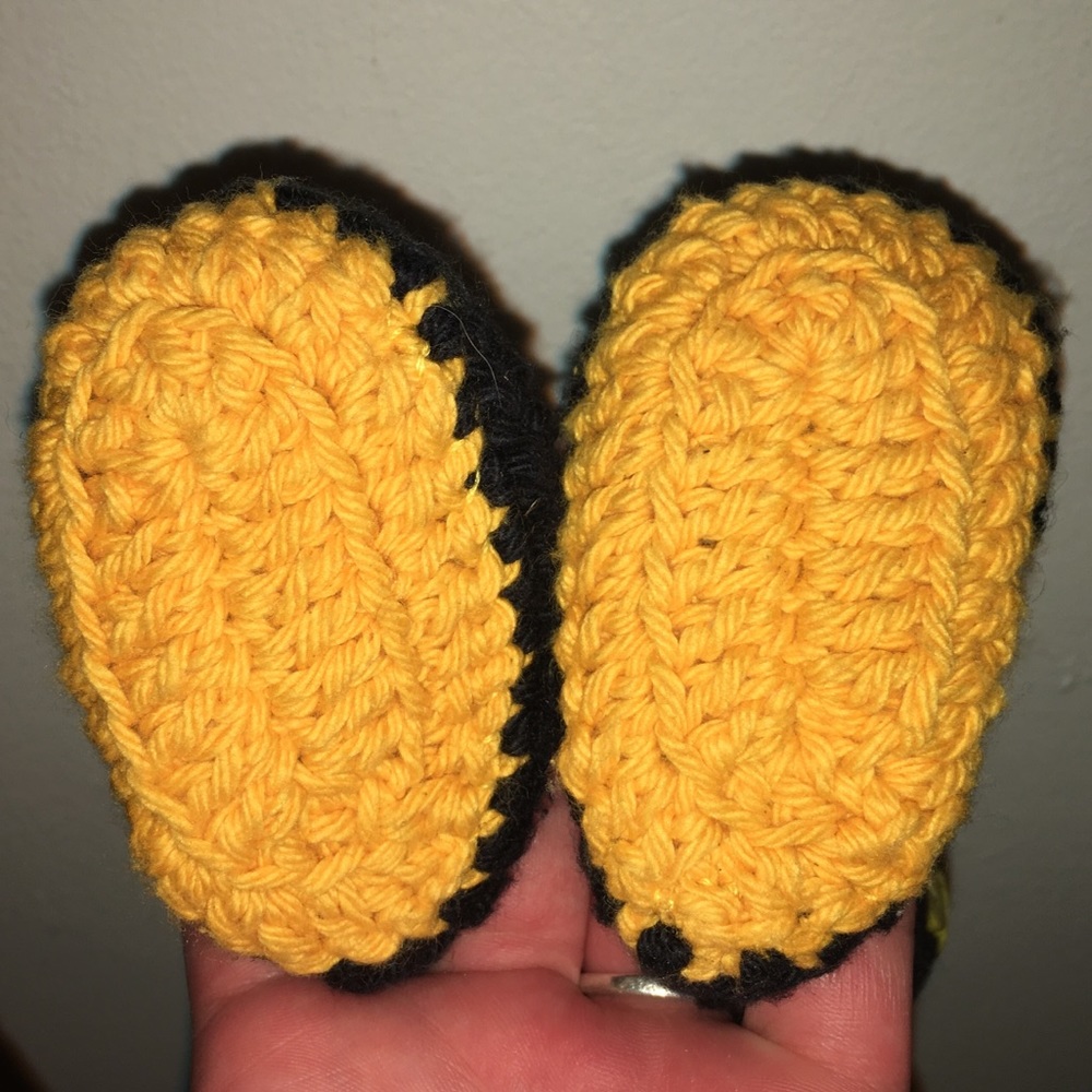 💋SALE!💋🍭Handmade Booties🍭 - Picture 6 of 6